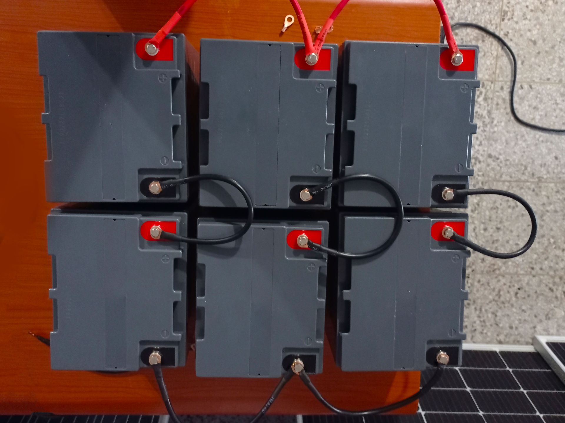 Instalacion 3 de Batería de Gel FT 150Ah / 12V