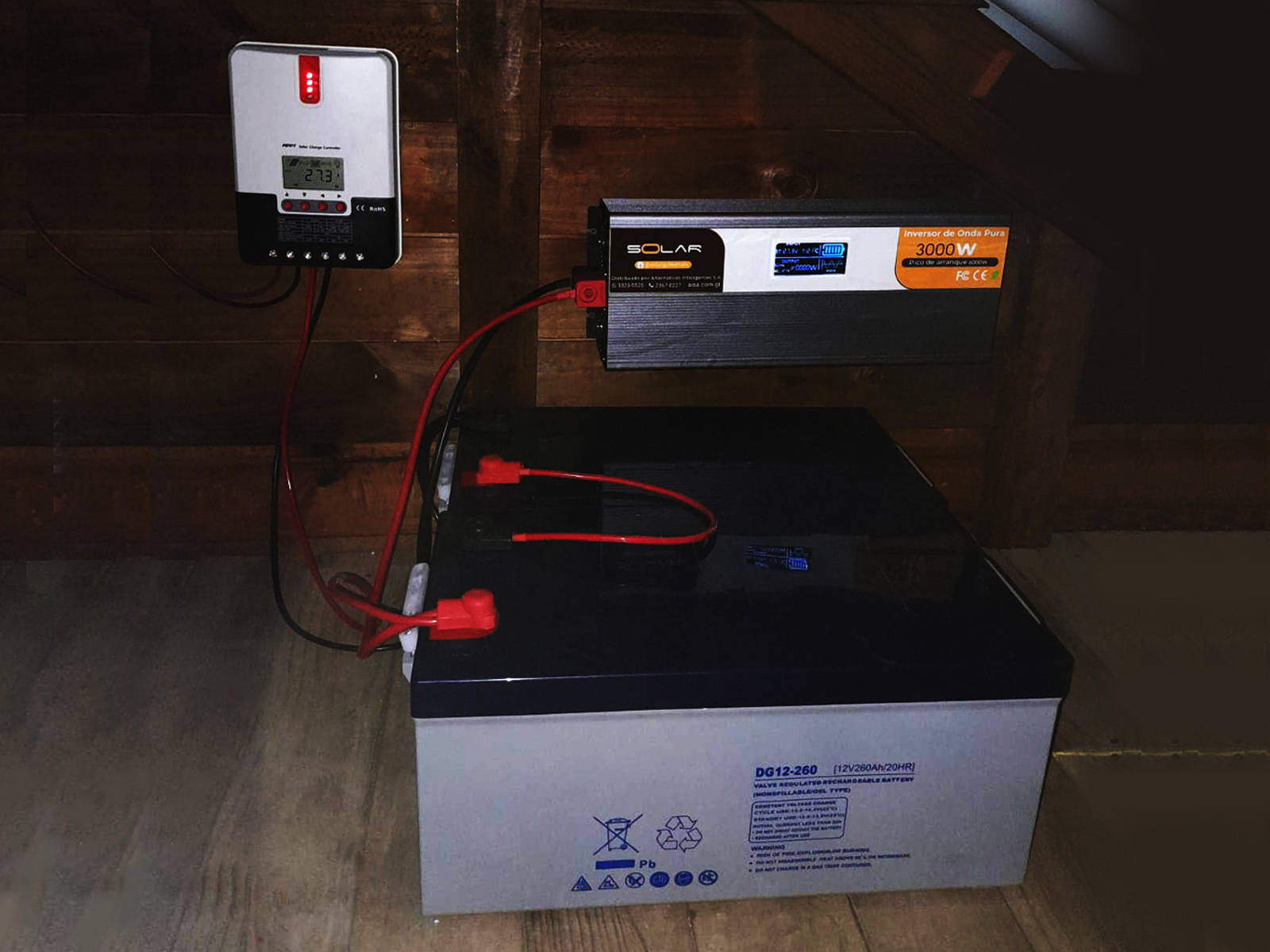 Instalacion 2 de Sistema Aislado 7.2 kWh al día 450W Salida 240V AC