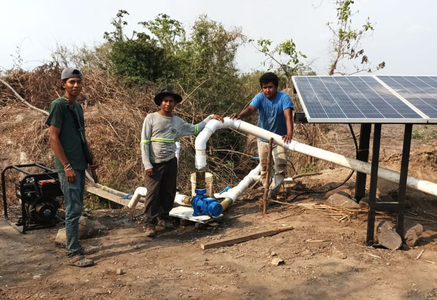 Instalacion 3 de Sistema Bomba Solar de Caudal no sumergible SSCPM-8.5-40-LV-650W