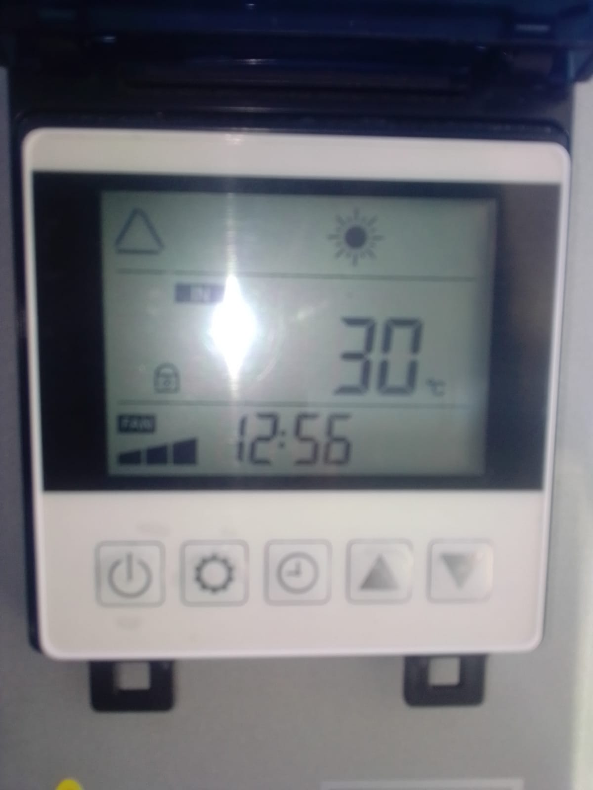 Instalacion 2 de Bomba de Calor 30TG1 / 100,000BTU